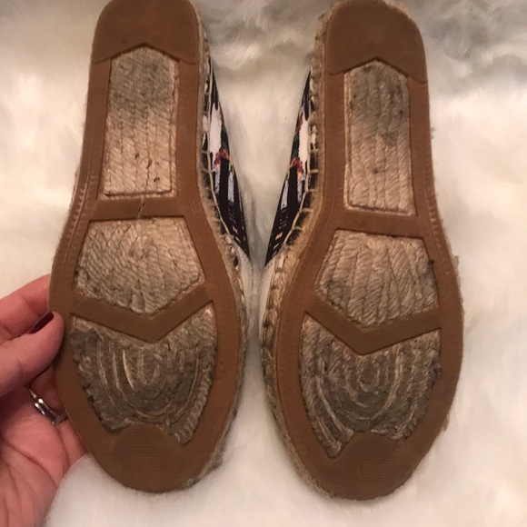 Rebecca Minkoff Gwyn Floral studded Espadrilles 5 - Picture 4 of 5